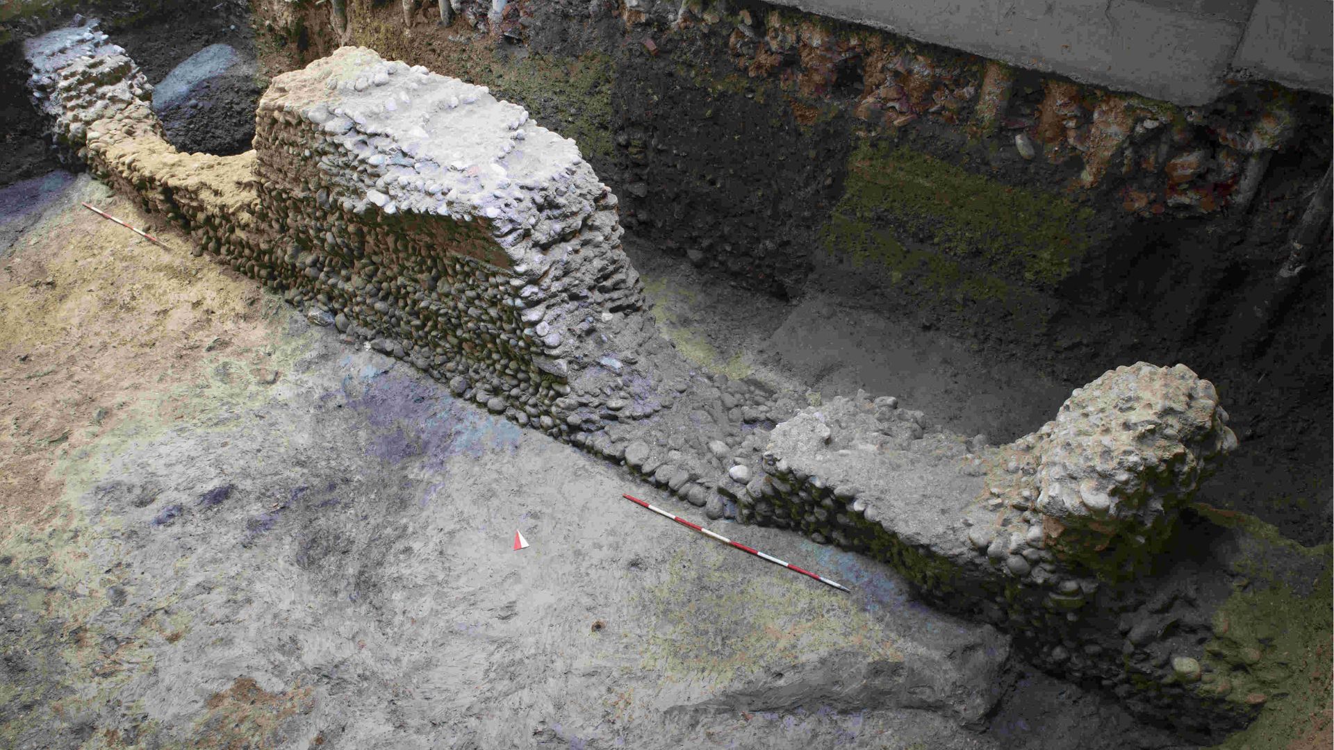 Vai alla pagina Mura e fossati di Mediolanum. Un aggiornamento dagli scavi recenti